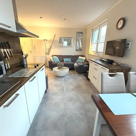 Apartment Grüntal 8, Whg 1 *